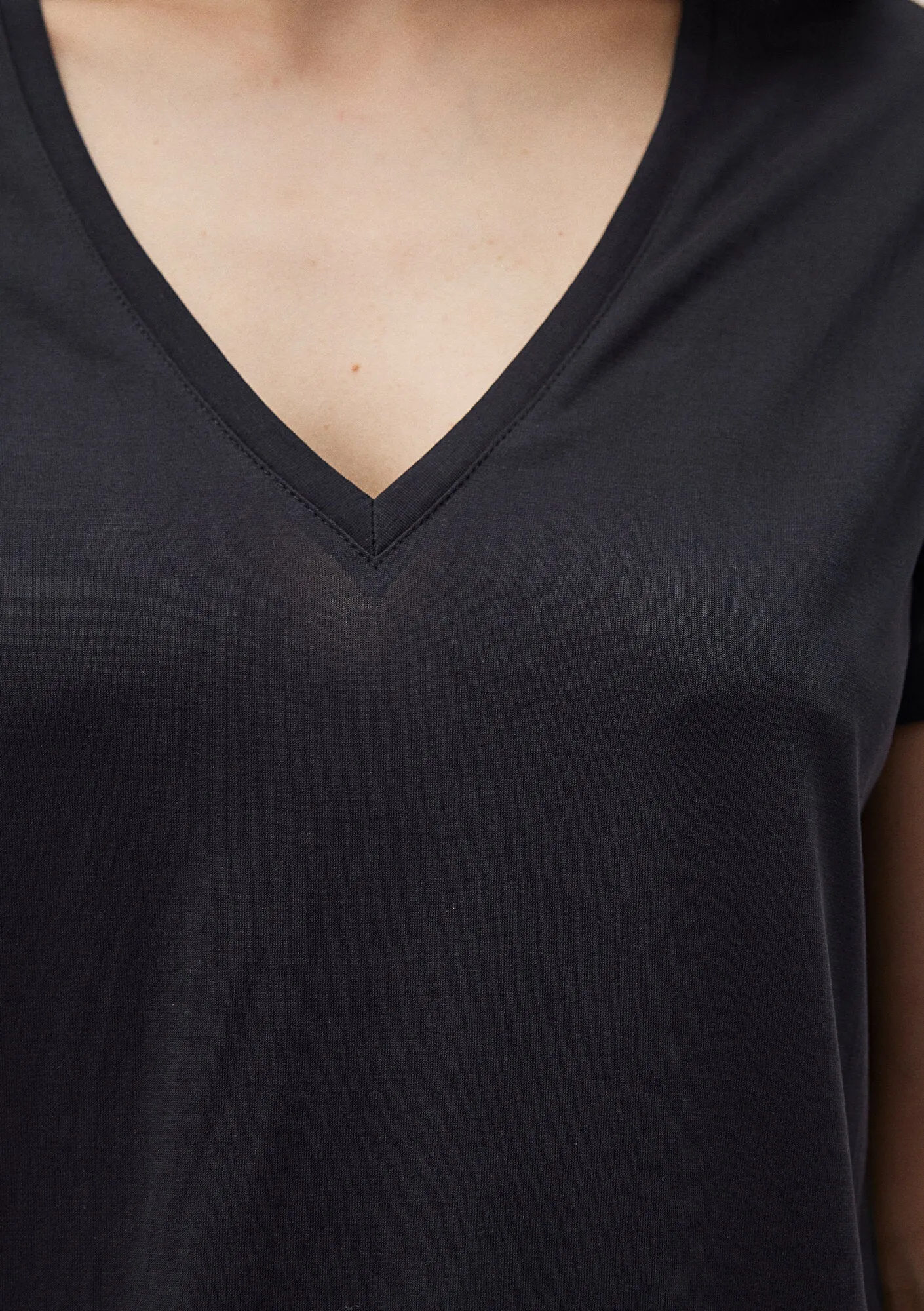 Black T-Shirt