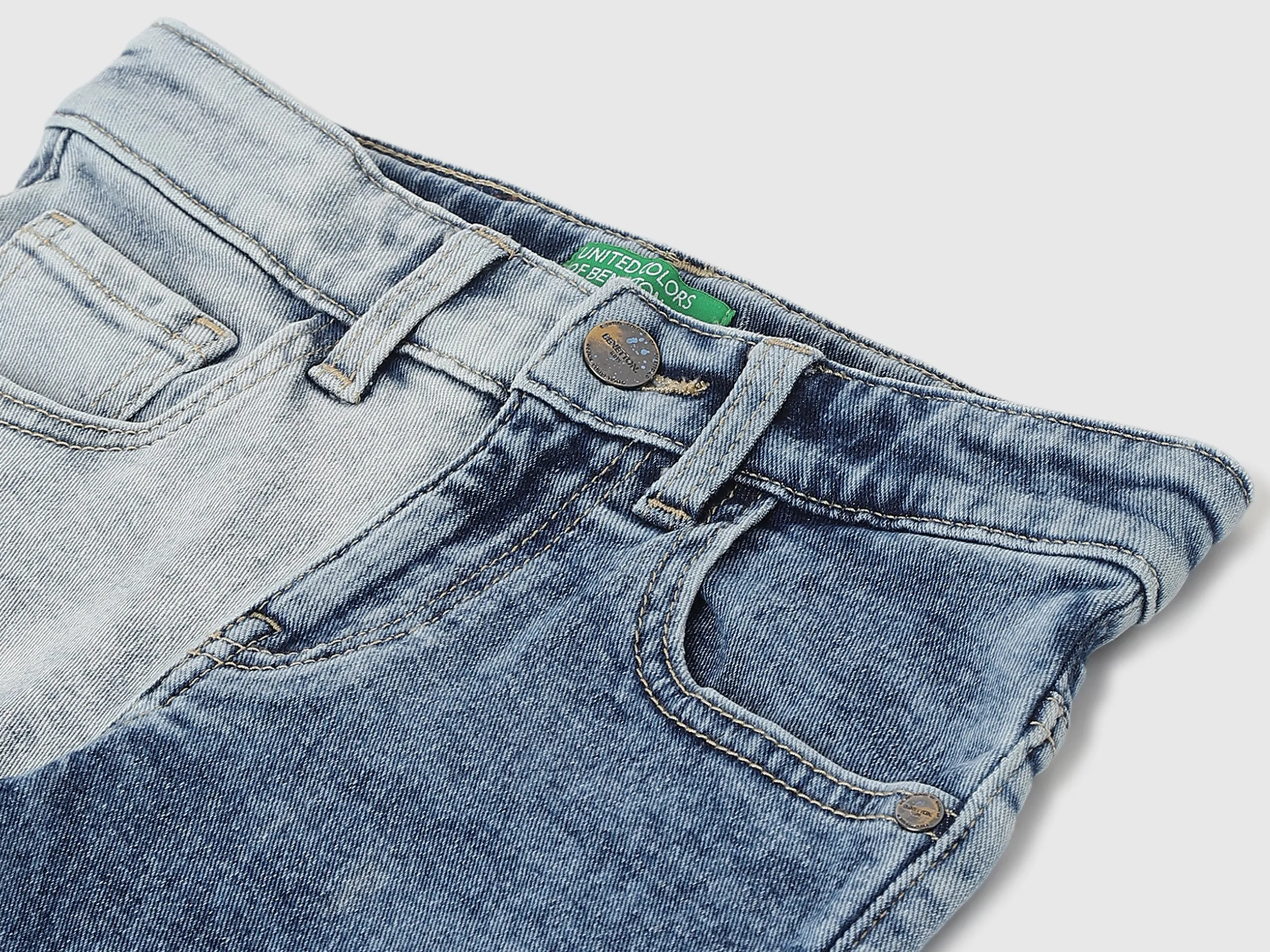 Boys Colorblock Regular Fit Shorts