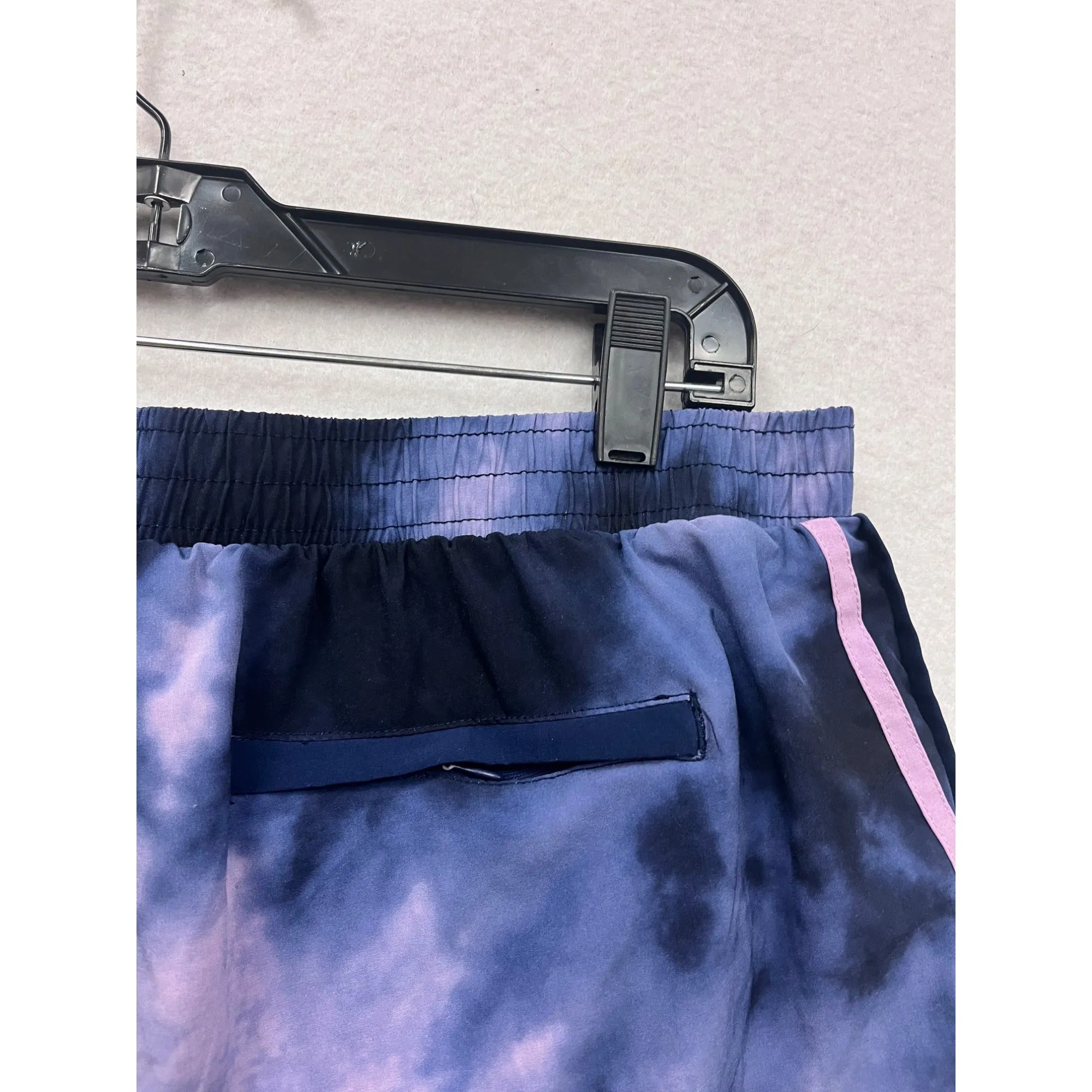 Champion Womens XL Tie-Dye Athletic Shorts With Pink Trim #6617
