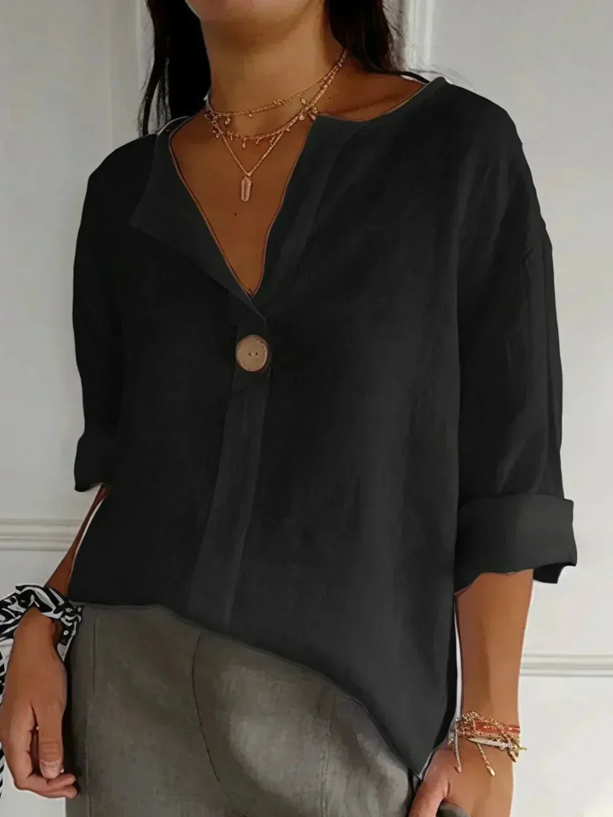Clara – Elegant V-Neck Blouse