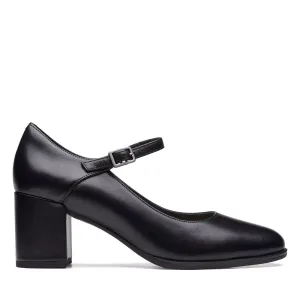 Clarks Women's Freva55 Strap Black Leather 26172052