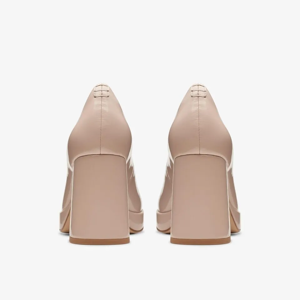Clarks Women's Zoya85 Court Sand Patent 26176365