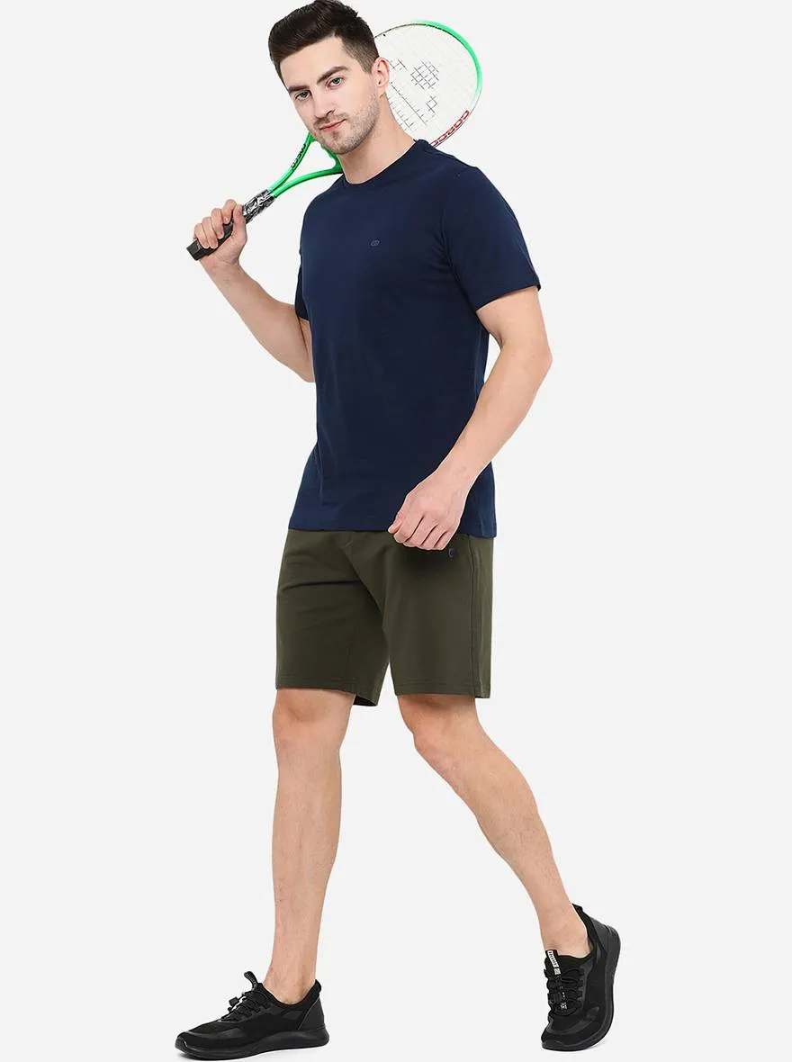 Dark Green Solid Regular Fit Shorts | JadeBlue