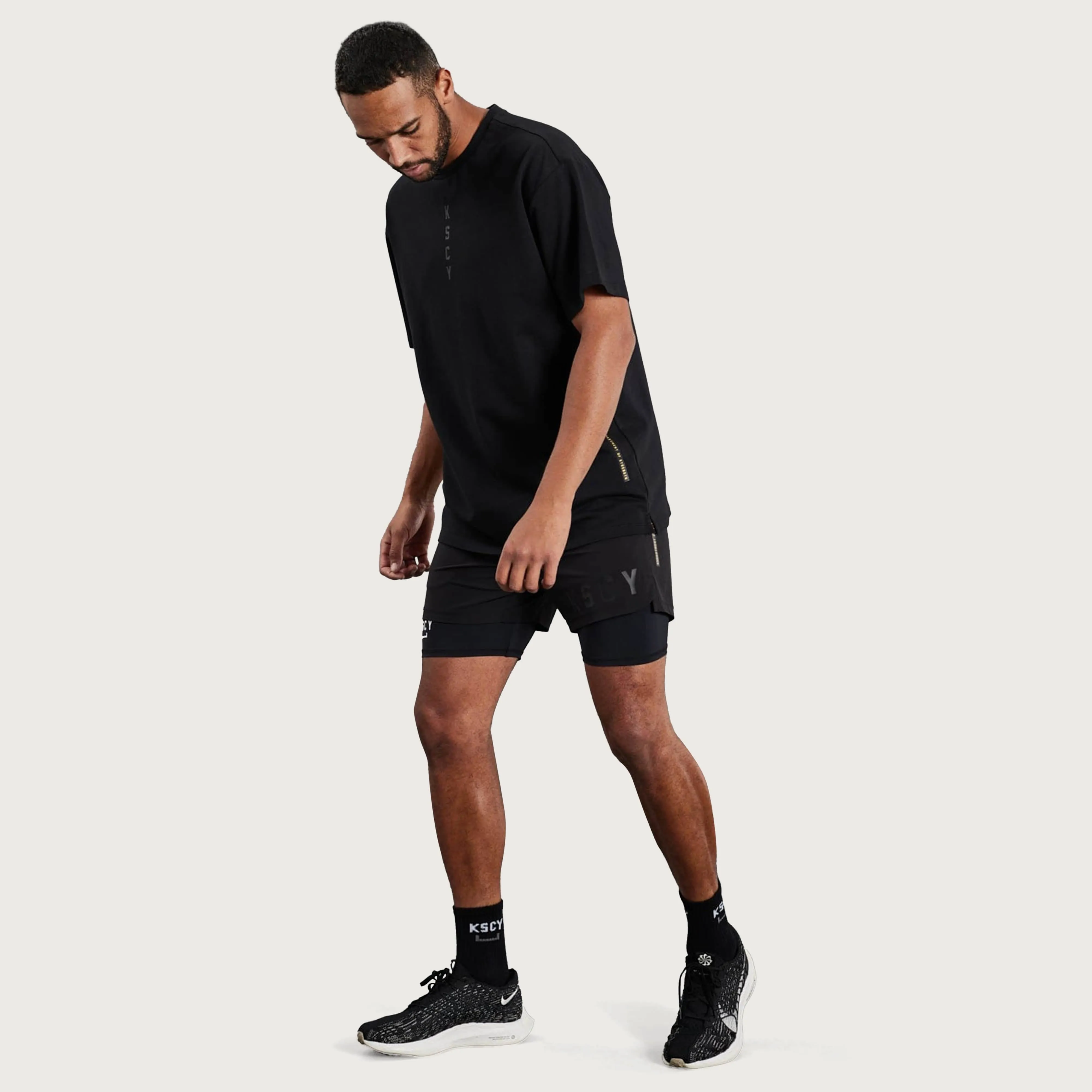 Dynamic Box Fit Split Hem T-Shirt Jet Black