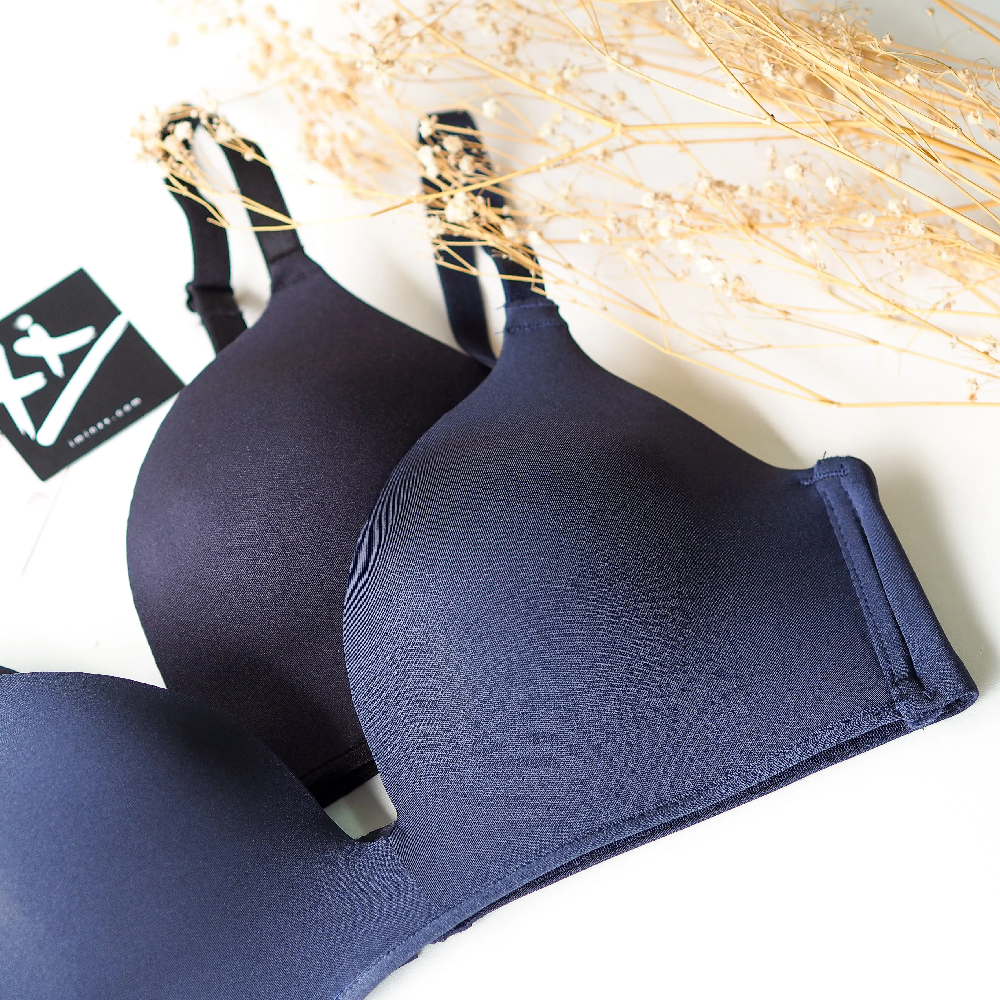 Everyday Carefree Wireless T-Shirt Bra in Twilight Blue (Size M Only)
