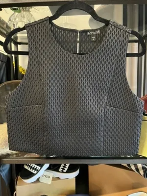 Express Top, Size M  #826