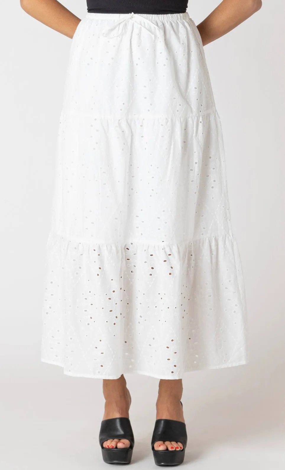 Field eyelet skirt