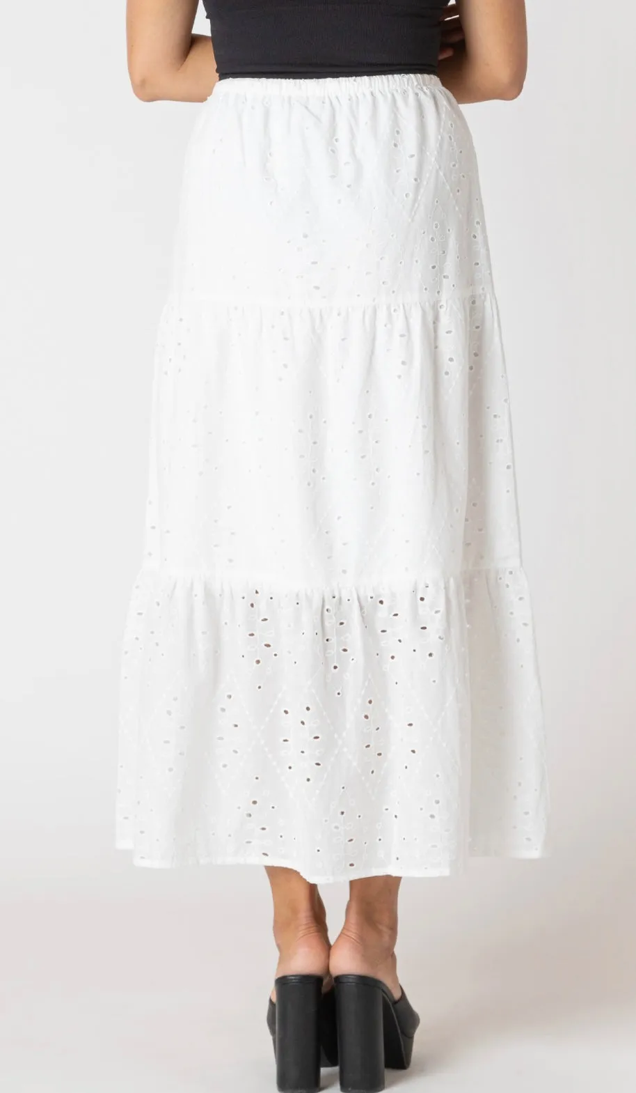 Field eyelet skirt