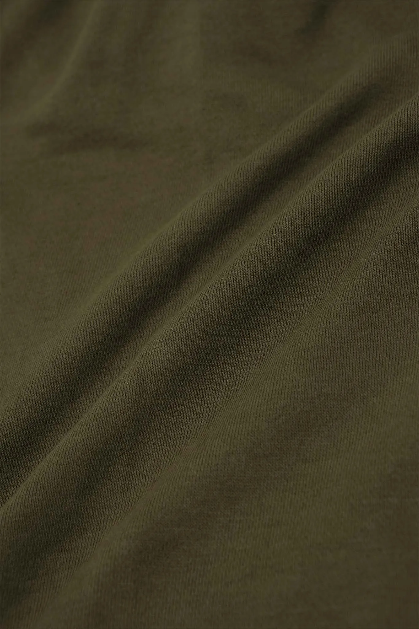 FRENCH TERRY RAW FINISH SWEATSHORTS IN OLIVE