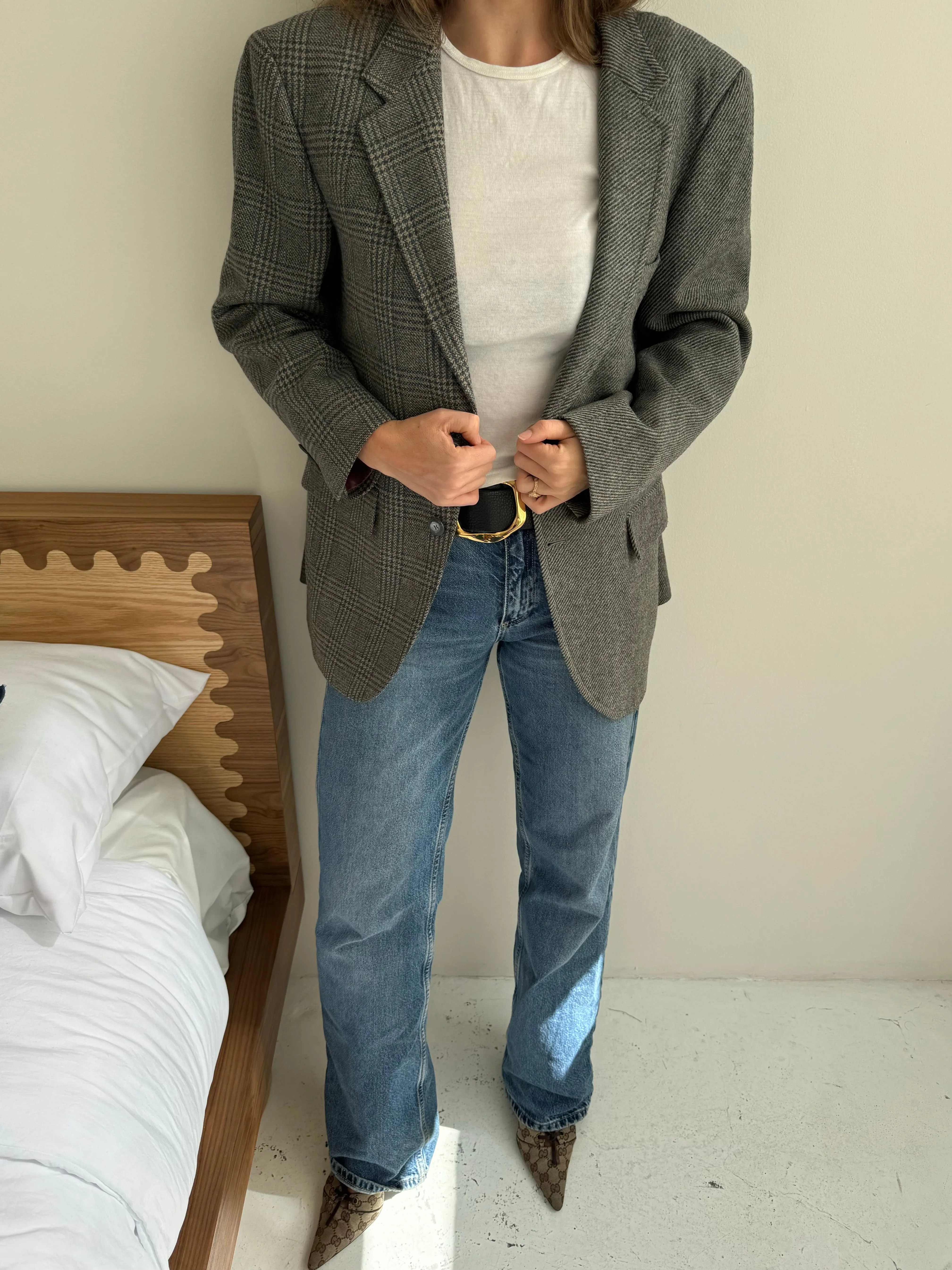 Grey and blue solid and plaid contrasted blazer