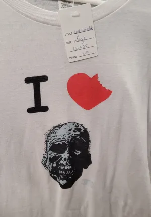 I Heart Zombies T-Shirt