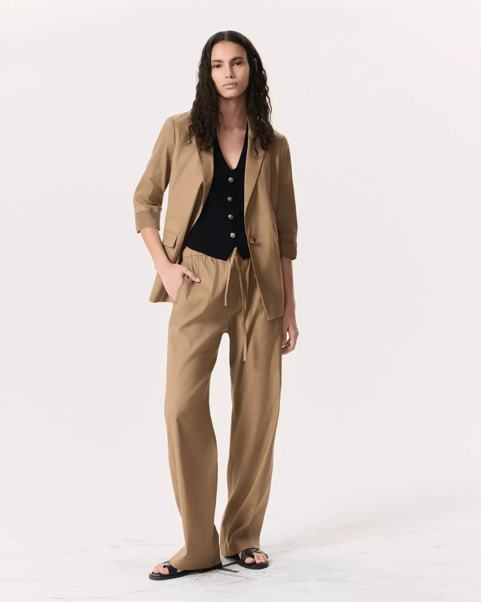 Jennie Linen-Blend Blazer in Muted Brown