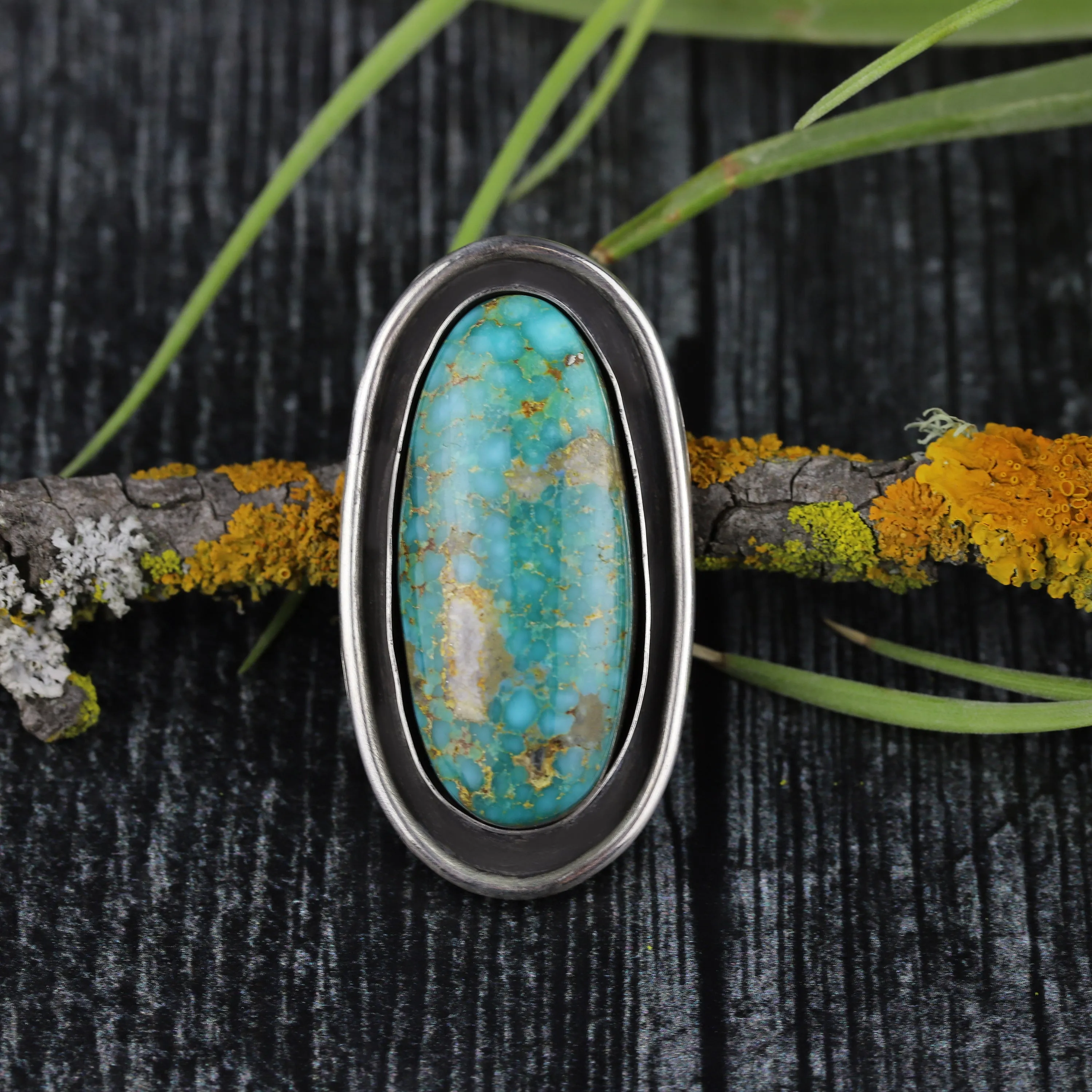 Kingman Turquoise Shadowbox Ring No.10