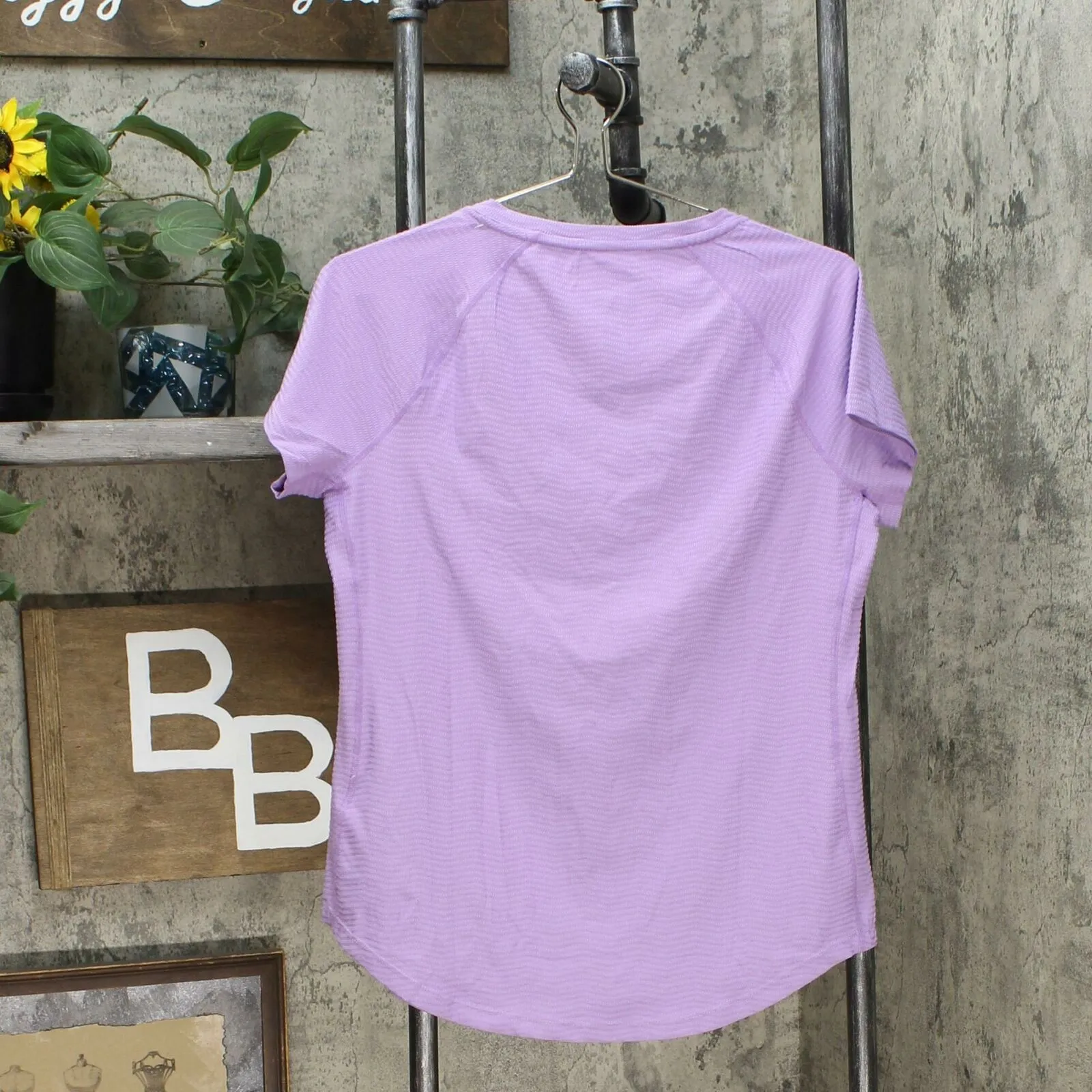 Kirkland Signature Women's Active V-Neck Textured T-Shirt