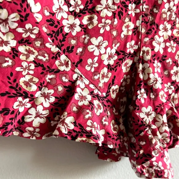 KIVARI Pasadena Shorts in Warm Red Floral Pattern XS NWT- SALE