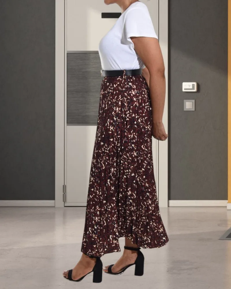 Ladies Allover Print Pocket Skirt