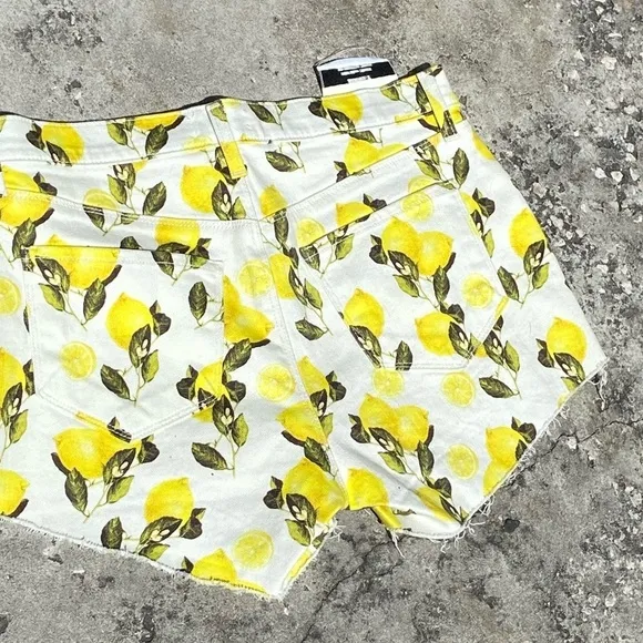 L'agence Audrey Mid Rise Lemon Print Shorts Denim Jean Shorts - Size 26