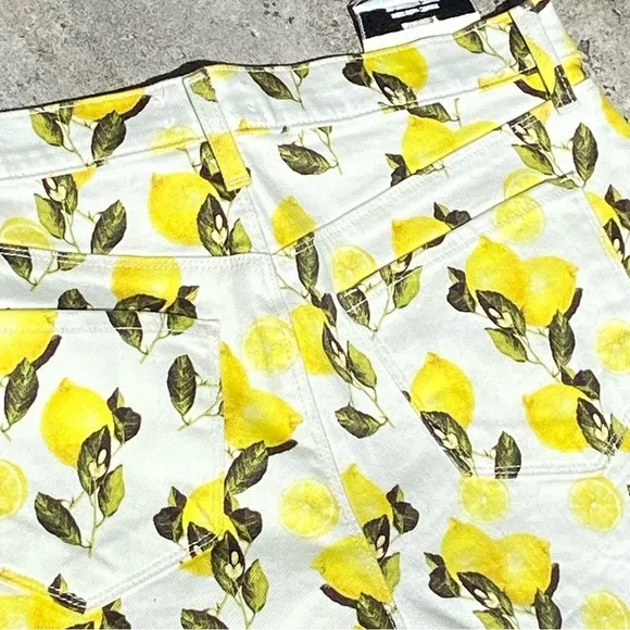 L'agence Audrey Mid Rise Lemon Print Shorts Denim Jean Shorts - Size 26