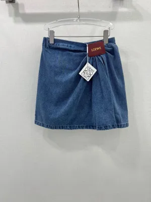 LE 25 new irregular denim skirt
