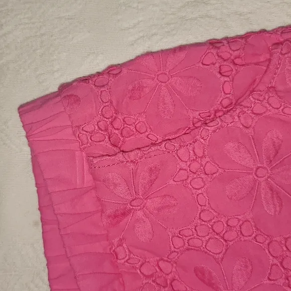 Lilly Pulitzer shorts hot pink eyelet material size Med