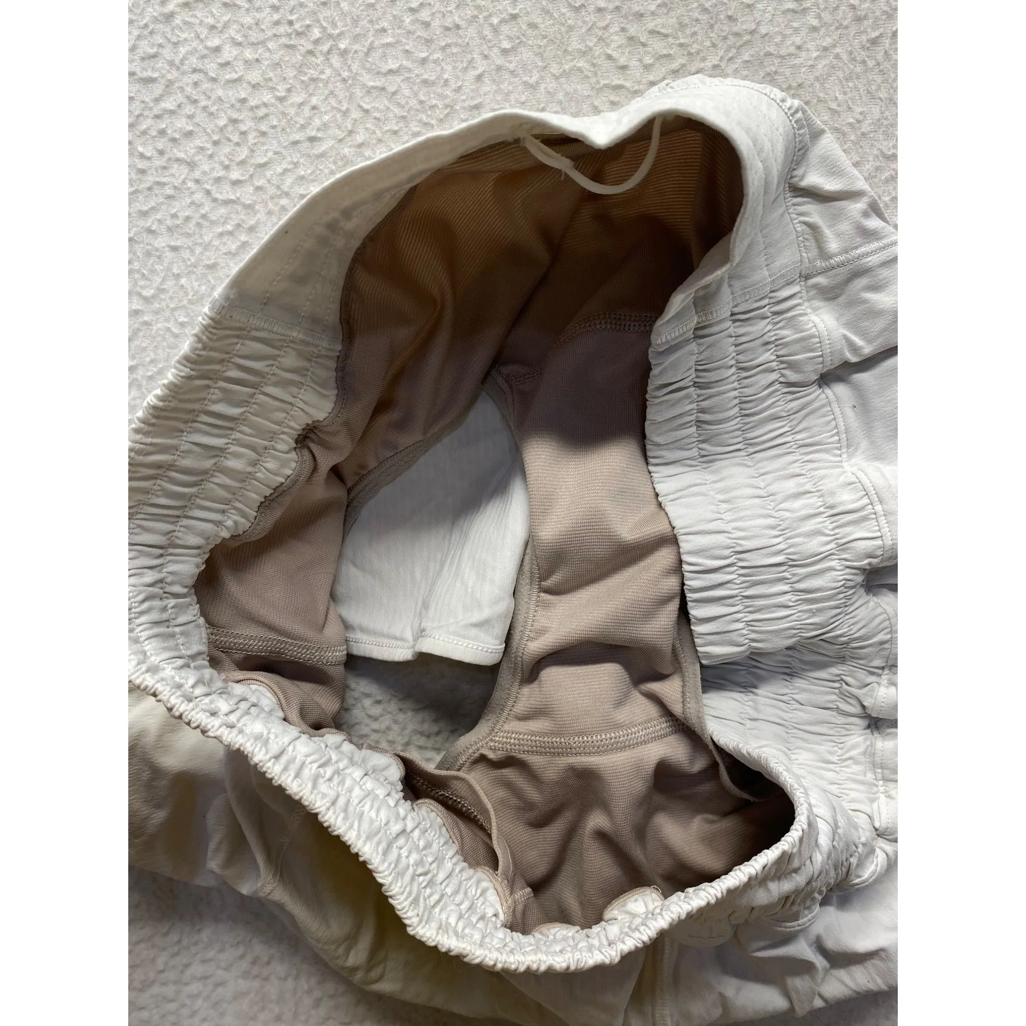 Lululemon Womens White Swiftly Relaxed Fit Athletic Running Shorts #7323