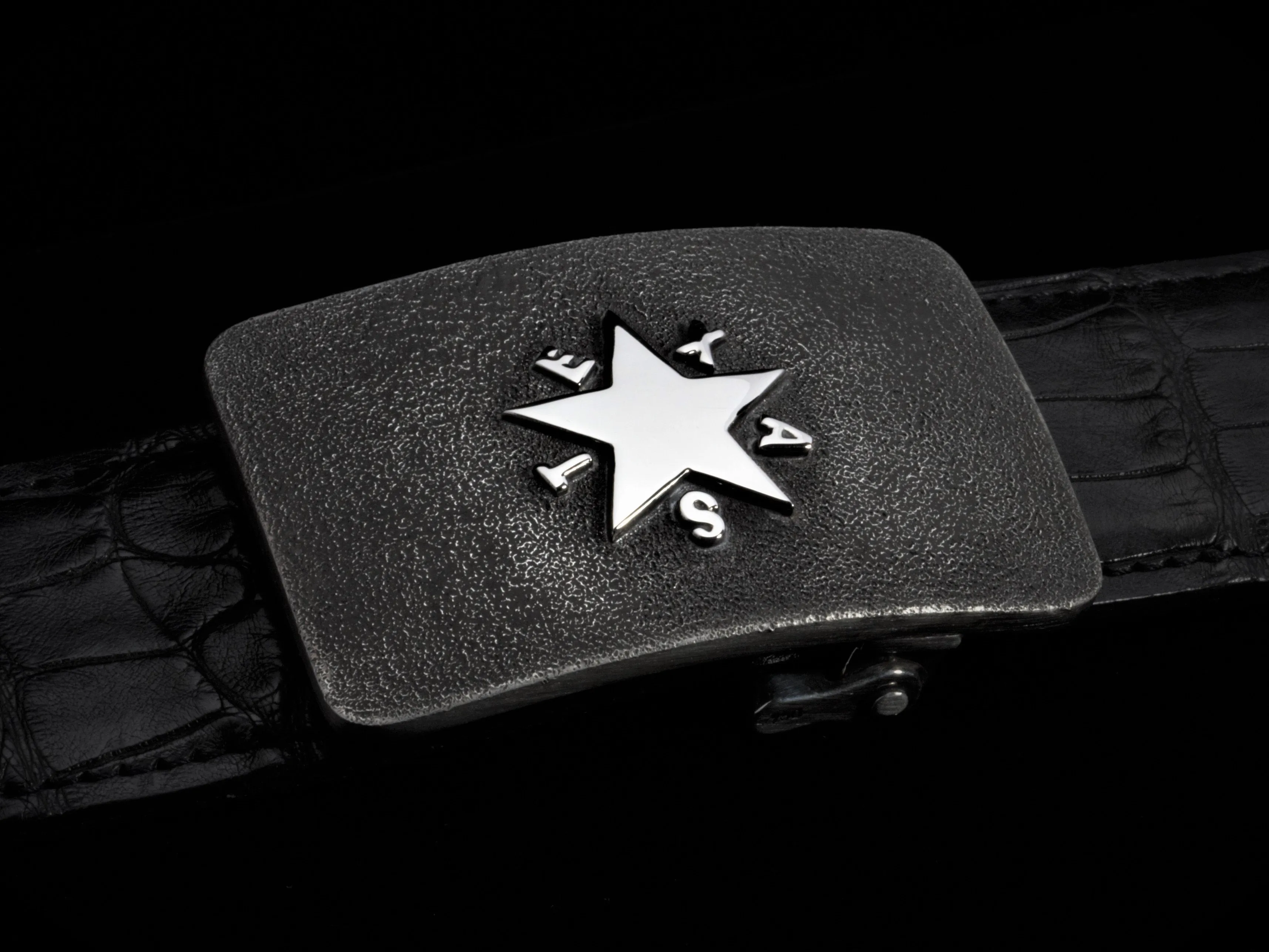 Mason Texas Flag- Zavala, White Gold