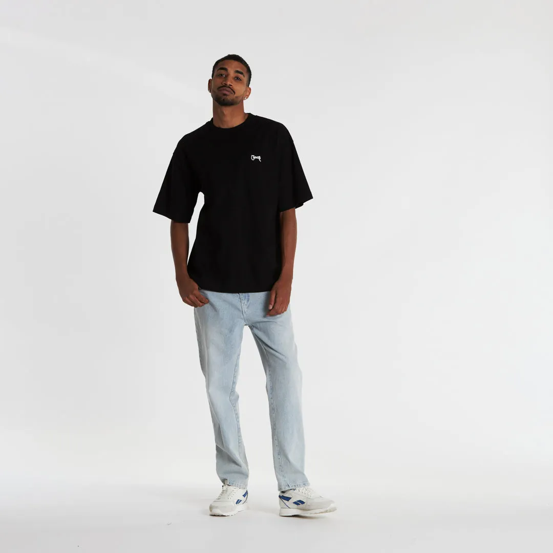 MEN'S BASIC SCRIPT BOX FIT T-SHIRT