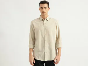 Men's Slim Fit Spread Collar Textured Shirts