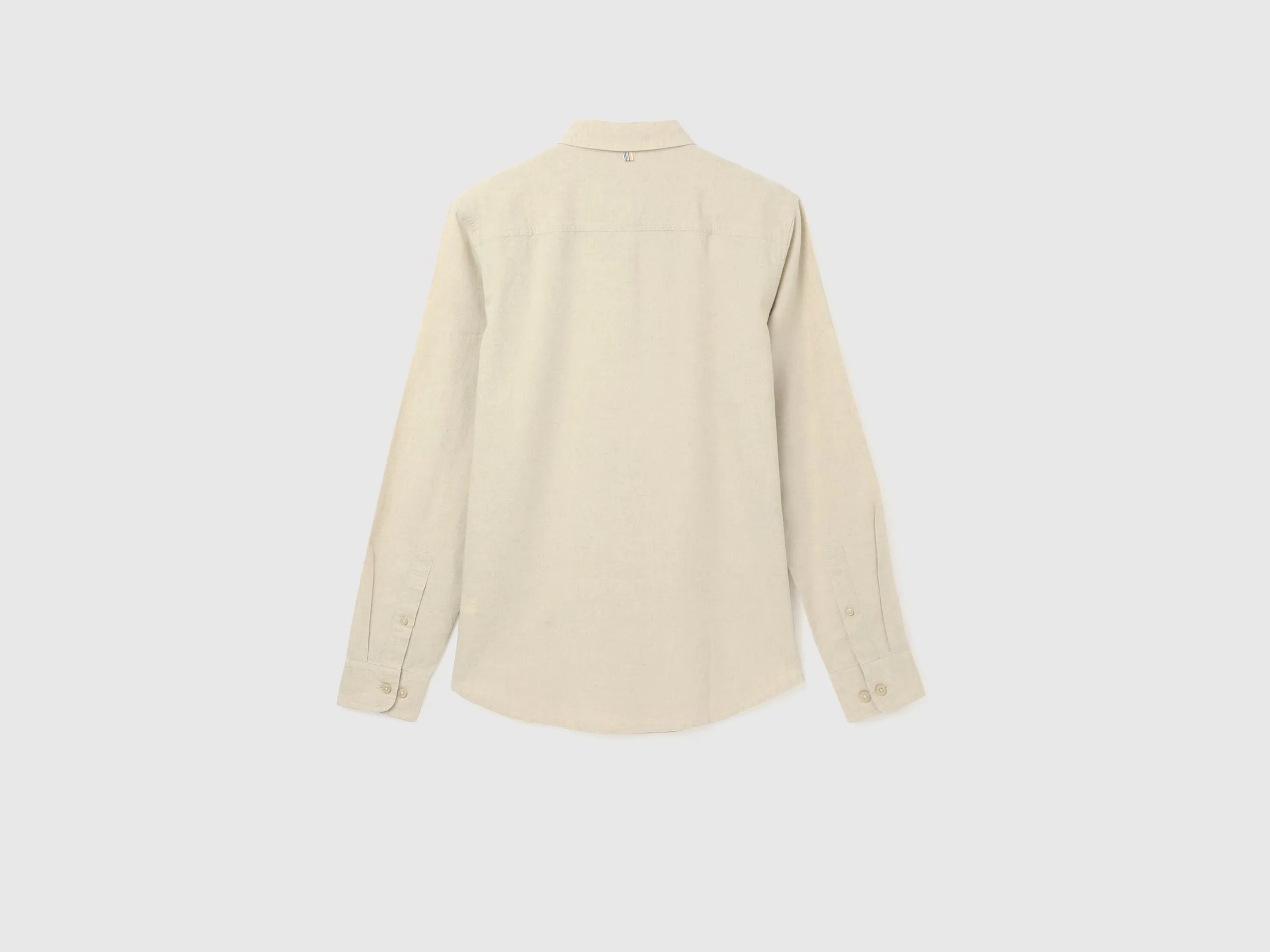 Men's Slim Fit Spread Collar Textured Shirts