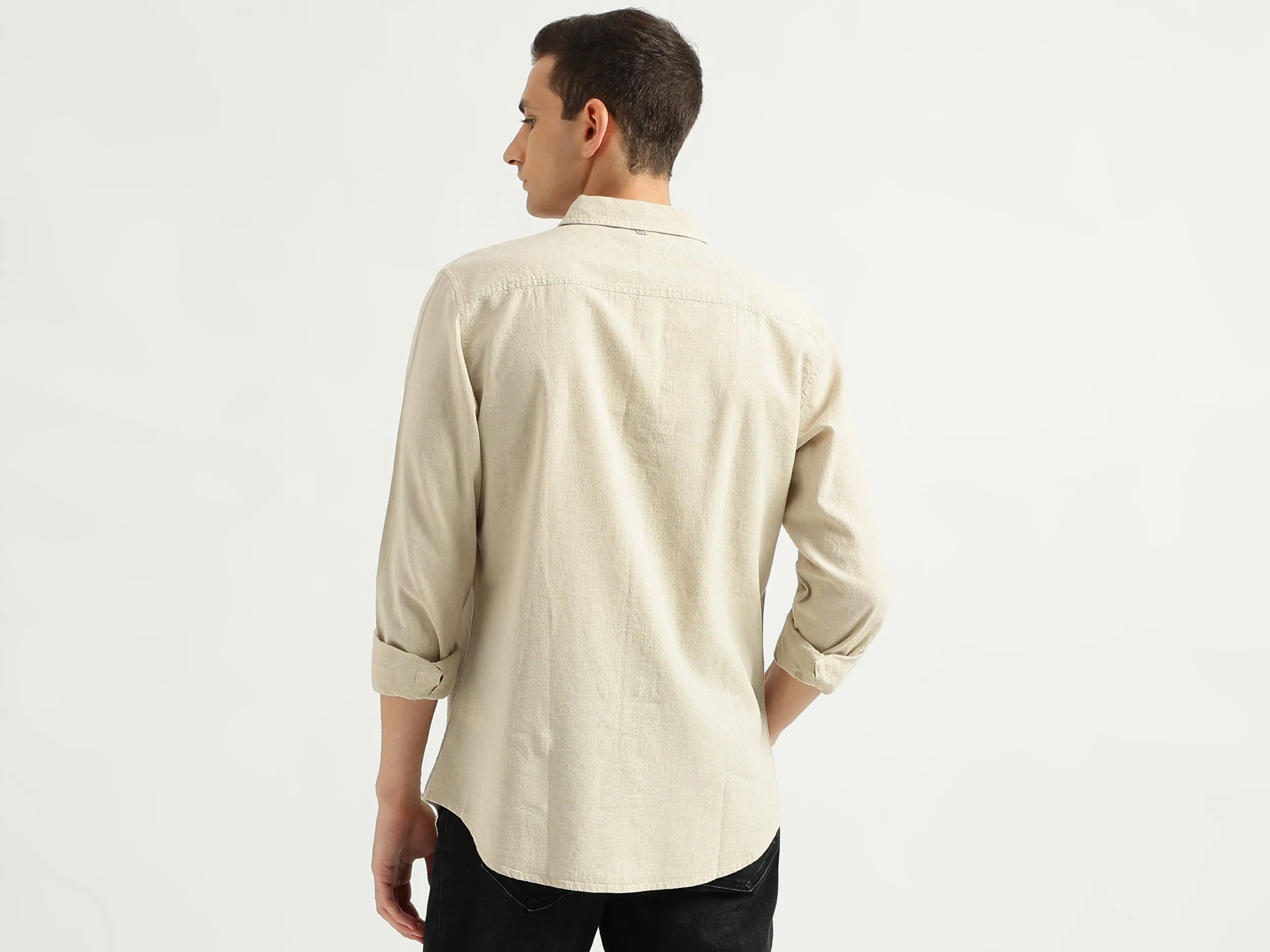 Men's Slim Fit Spread Collar Textured Shirts