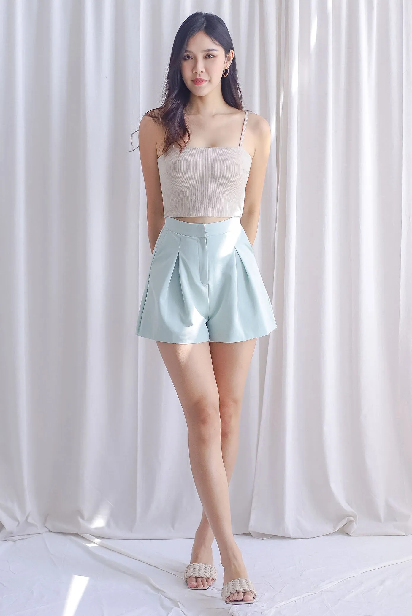 Mishka Pleat Box Shorts In Sage