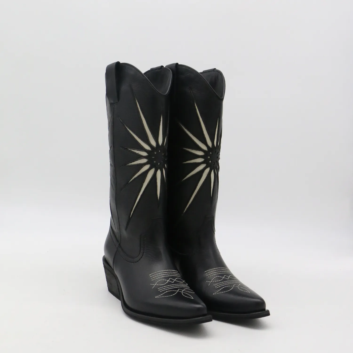 Moonrise western cowboy boots in black leather womens shoes