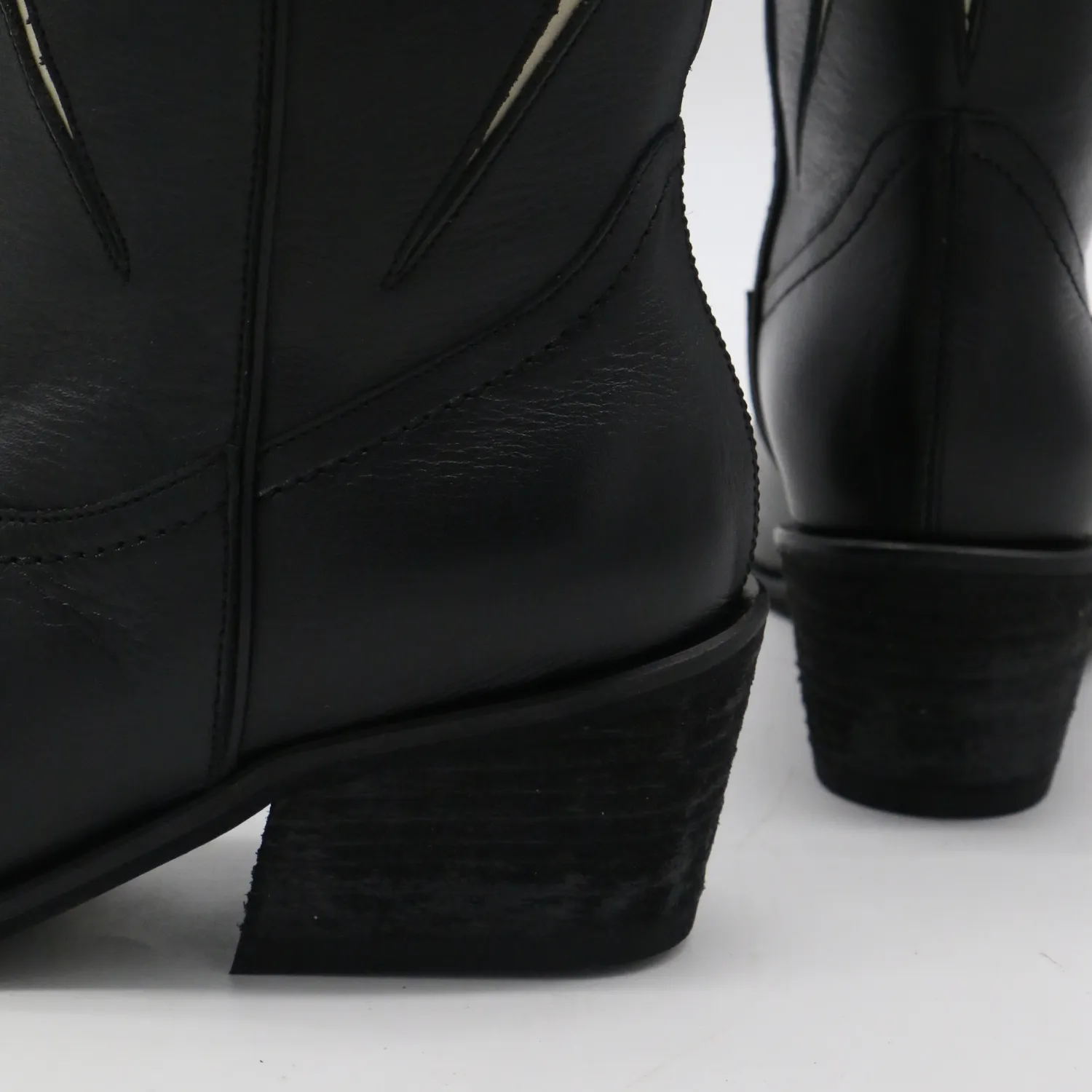 Moonrise western cowboy boots in black leather womens shoes