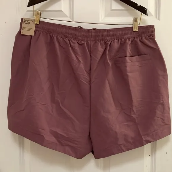 Nike Casual Athletic/Athleisure/Beach Shorts, NWT!