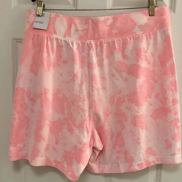 Nike Casual Athletic/Athleisure/Beach Shorts, NWT!
