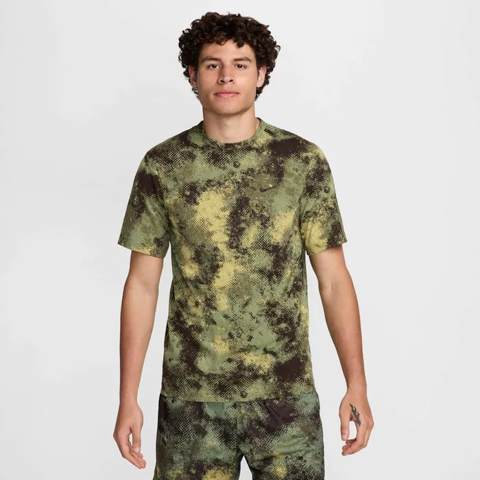 Nike Hyverse Men's Dri-FIT Short-sleeve Fitness Top