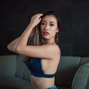 No-Wire Ultra Freedom T-Shirt Bra in Midnight Blue (Size L only)