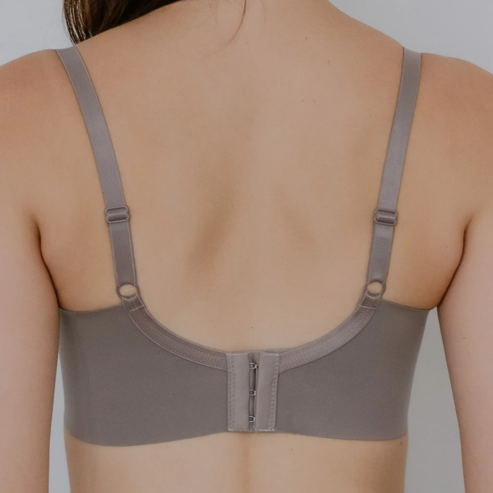 Oh-So-Light! Deep V-Plunge Lightly-Lined Wireless Bra in Soft Khaki