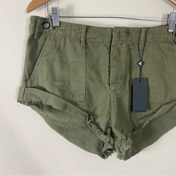One Teaspoon Militaire Bandits Cargo Khaki Denim Shorts - 31