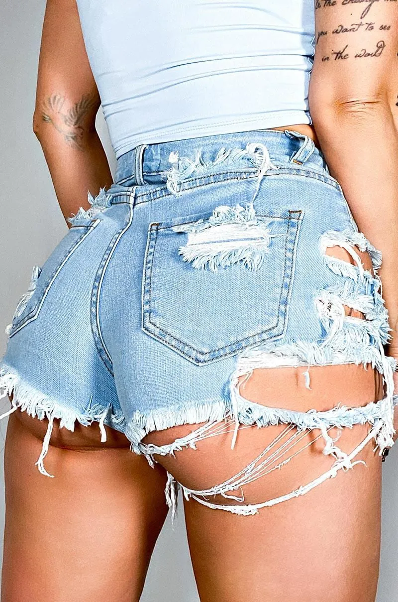 Ripped denim shorts-D437 | Inspanda