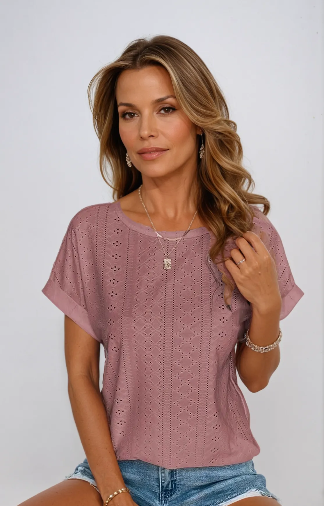 Riza | Relaxed Eyelet Blouse