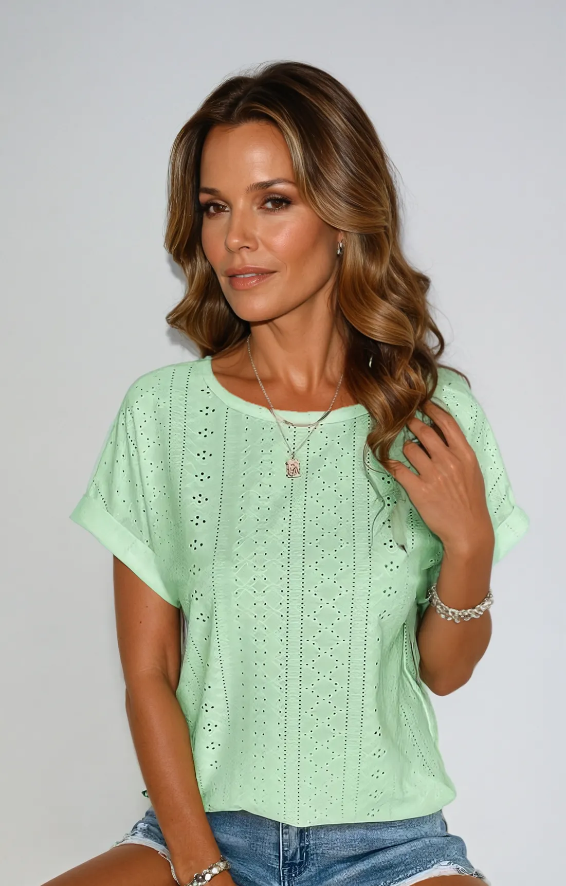 Riza | Relaxed Eyelet Blouse