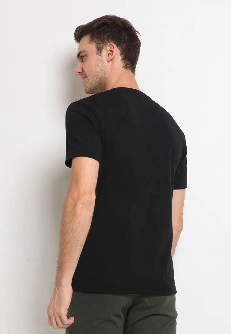 Round Neck T-Shirt With Pocket