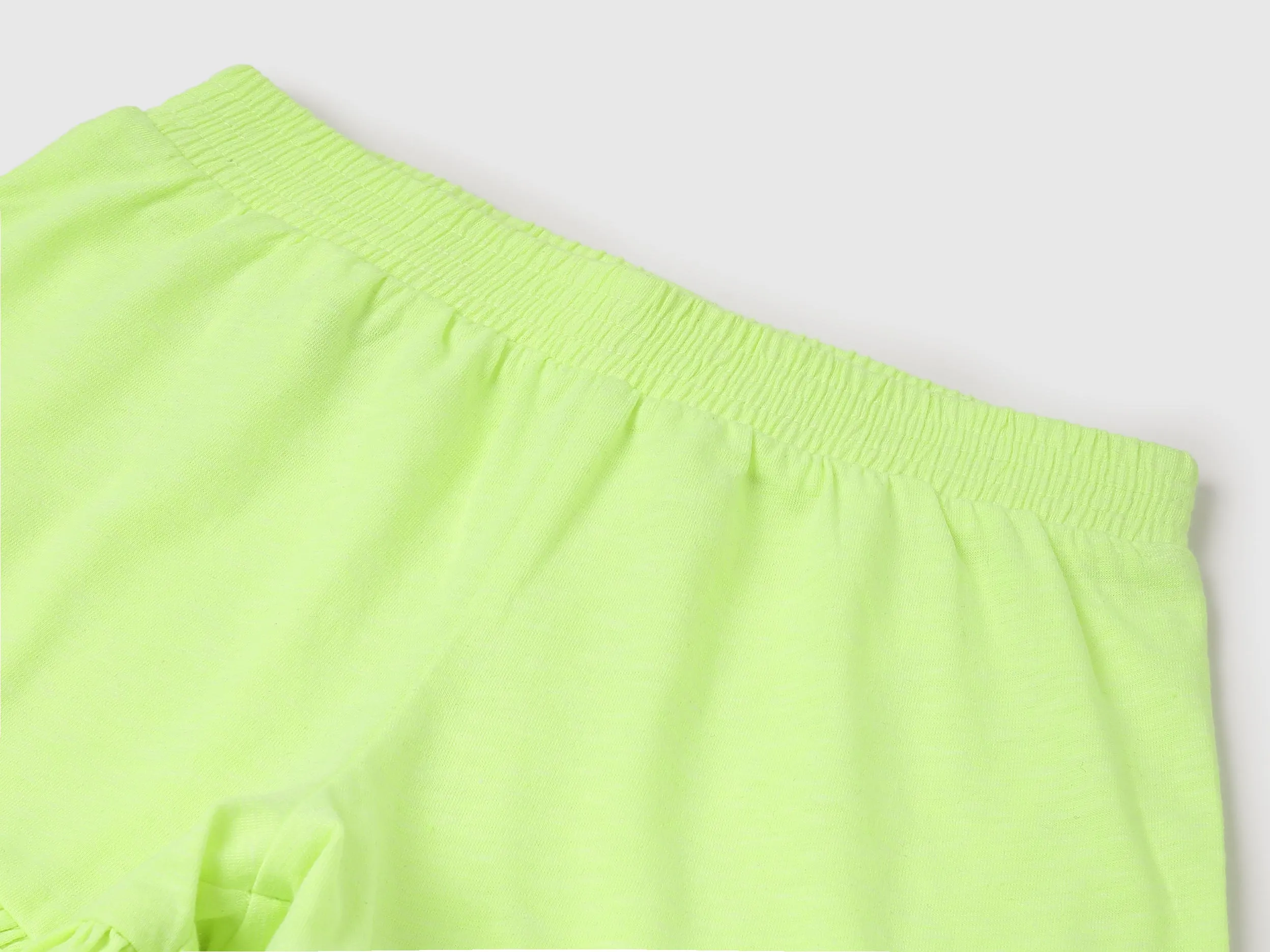 Solid Regular Fit Regular Shorts