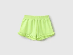 Solid Regular Fit Regular Shorts