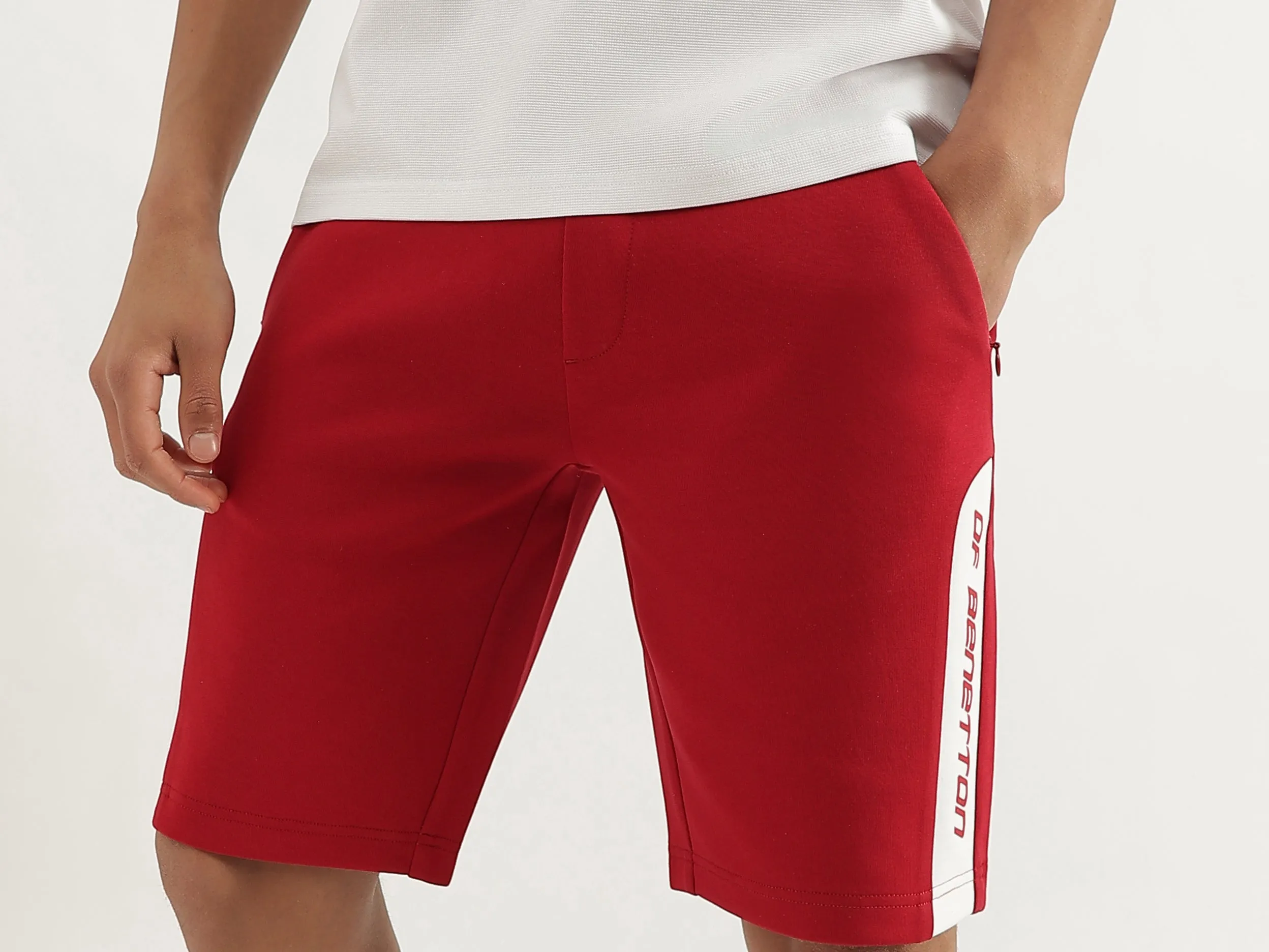 Solid Regular Fit Sports Shorts