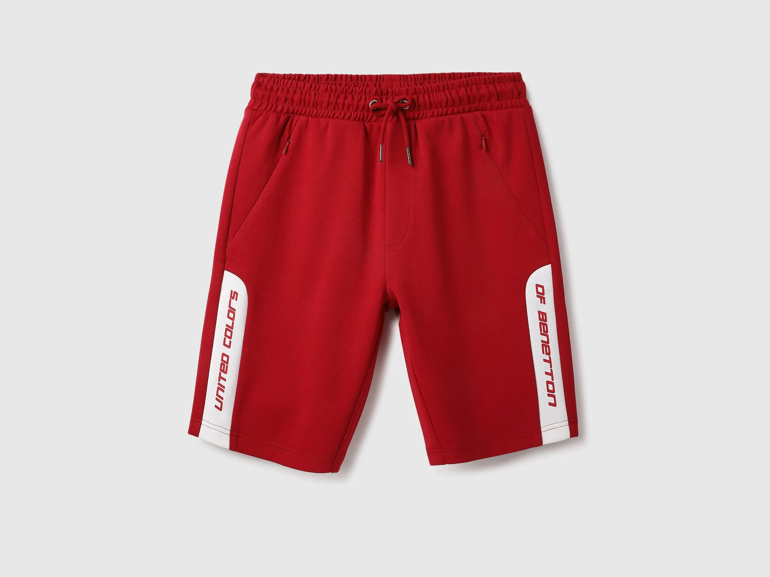 Solid Regular Fit Sports Shorts