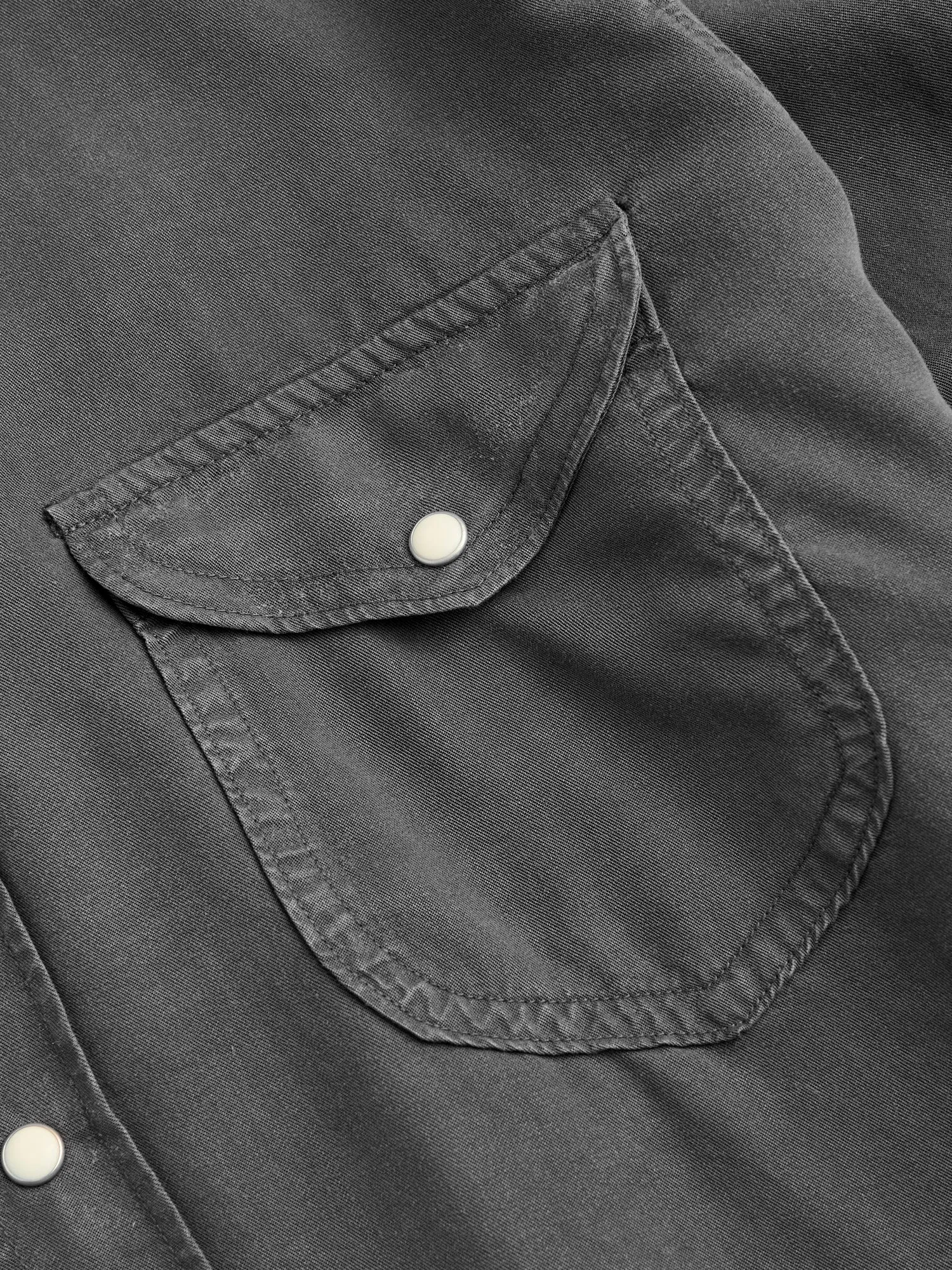 Tencel Gabardine Pearl Snap Shirt in Faded Black