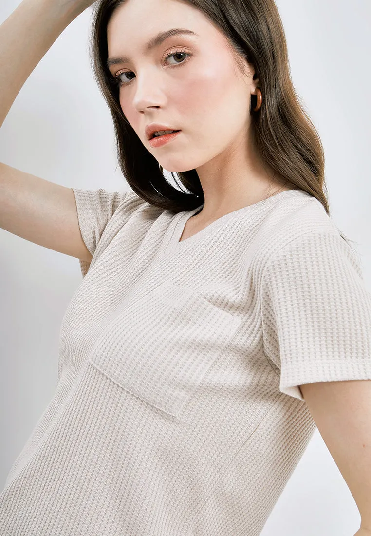 V-neck Waffle T-shirt with Pocket