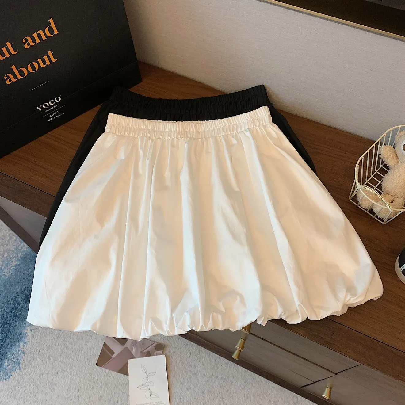 Versatile Elastic-Waisted A-Line Skirt for Women